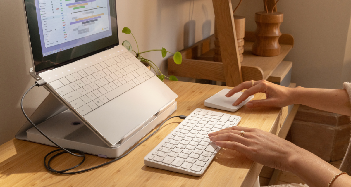 Hands-on with Logitech’s new Casa Pop-Up Desk